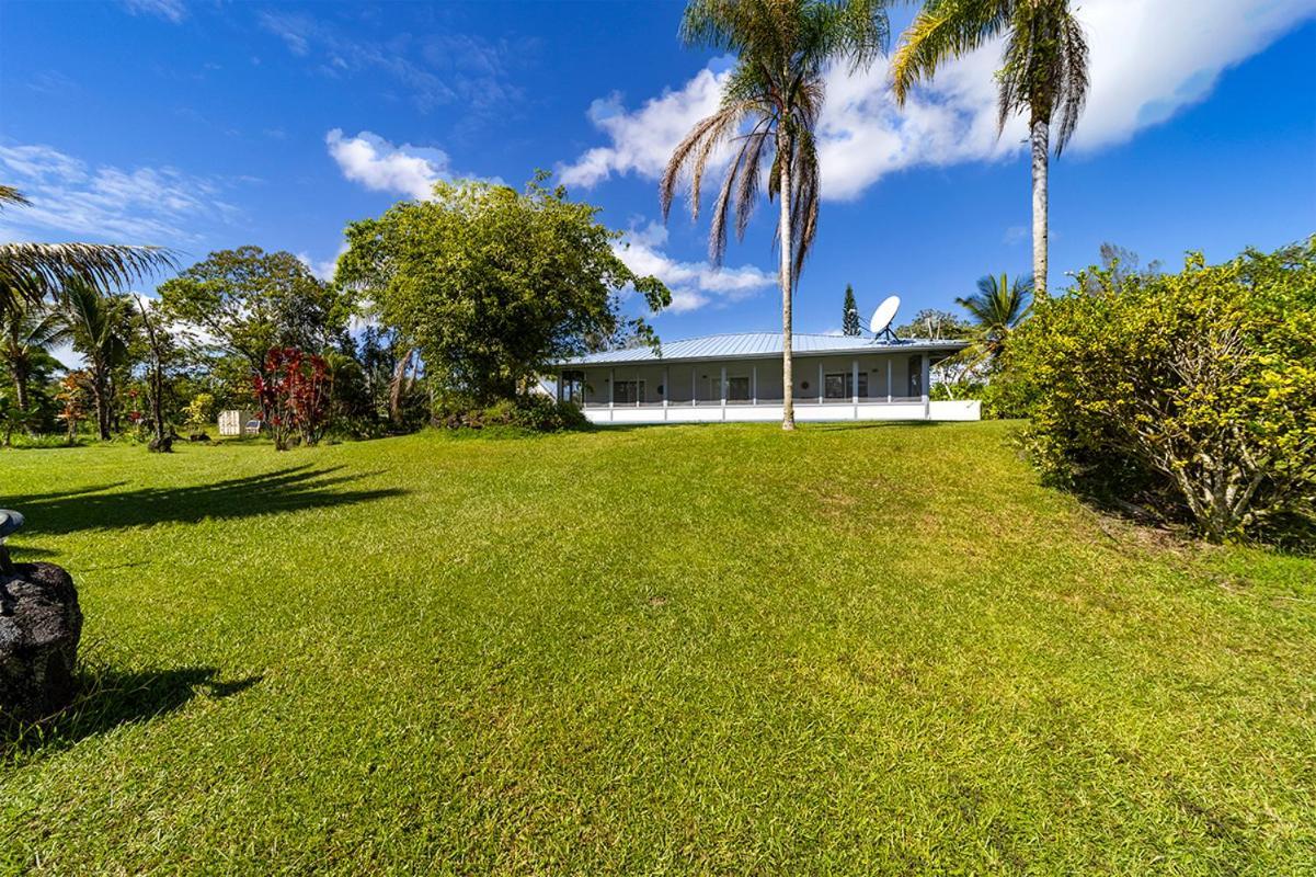 Blue Hawaiian Rentals Keaau Exteriör bild
