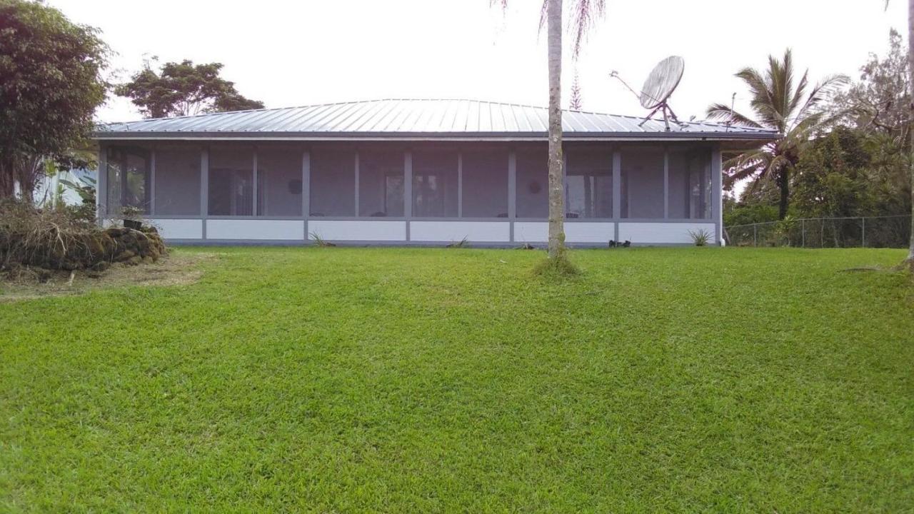 Blue Hawaiian Rentals Keaau Exteriör bild