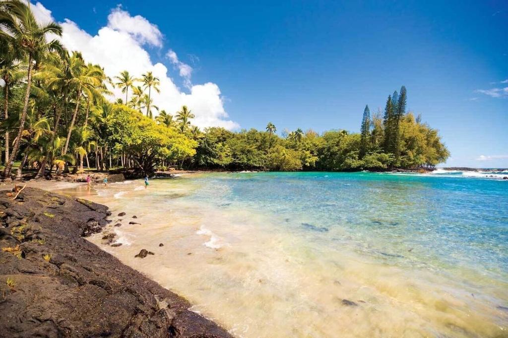 Blue Hawaiian Rentals Keaau Exteriör bild